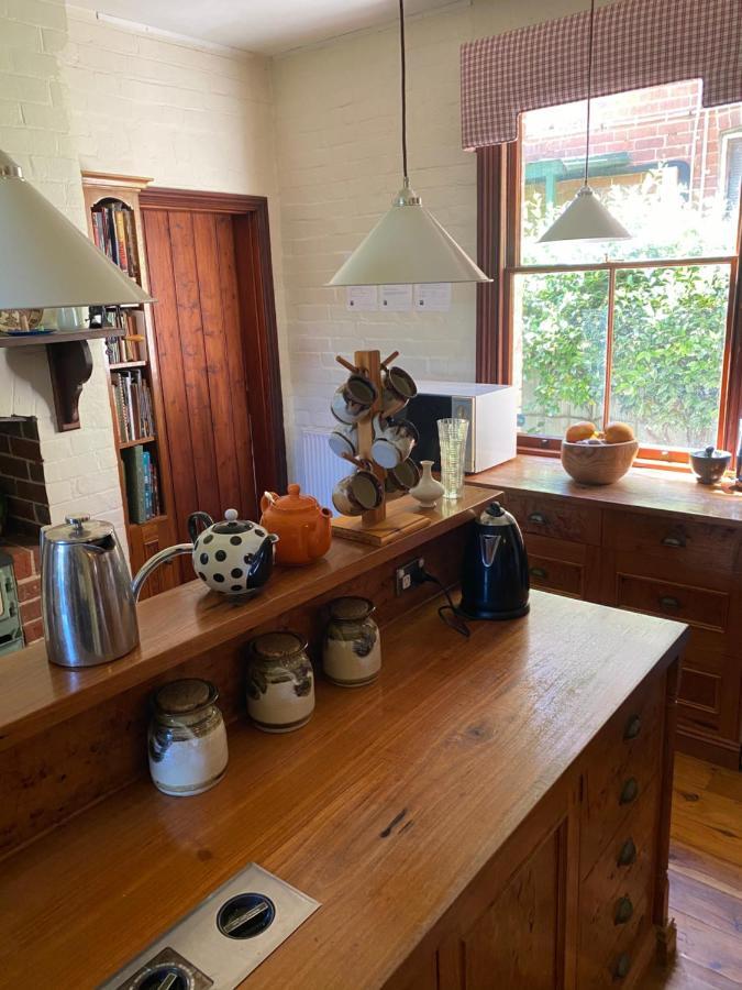 Yass Central Bed & Breakfast Luaran gambar